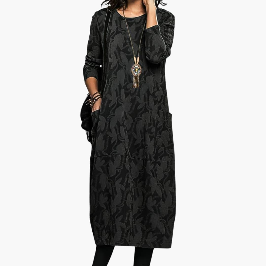 Clara – Cozy Winter Sophistication