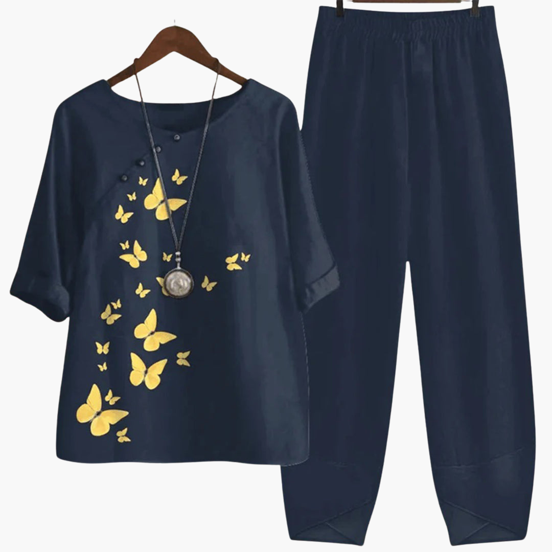 Fiona – Breezy Floral Charm